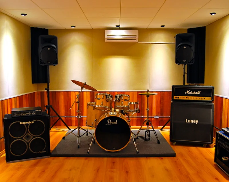 Tablado Antirruído de Qualidade para Tratamento Acústico